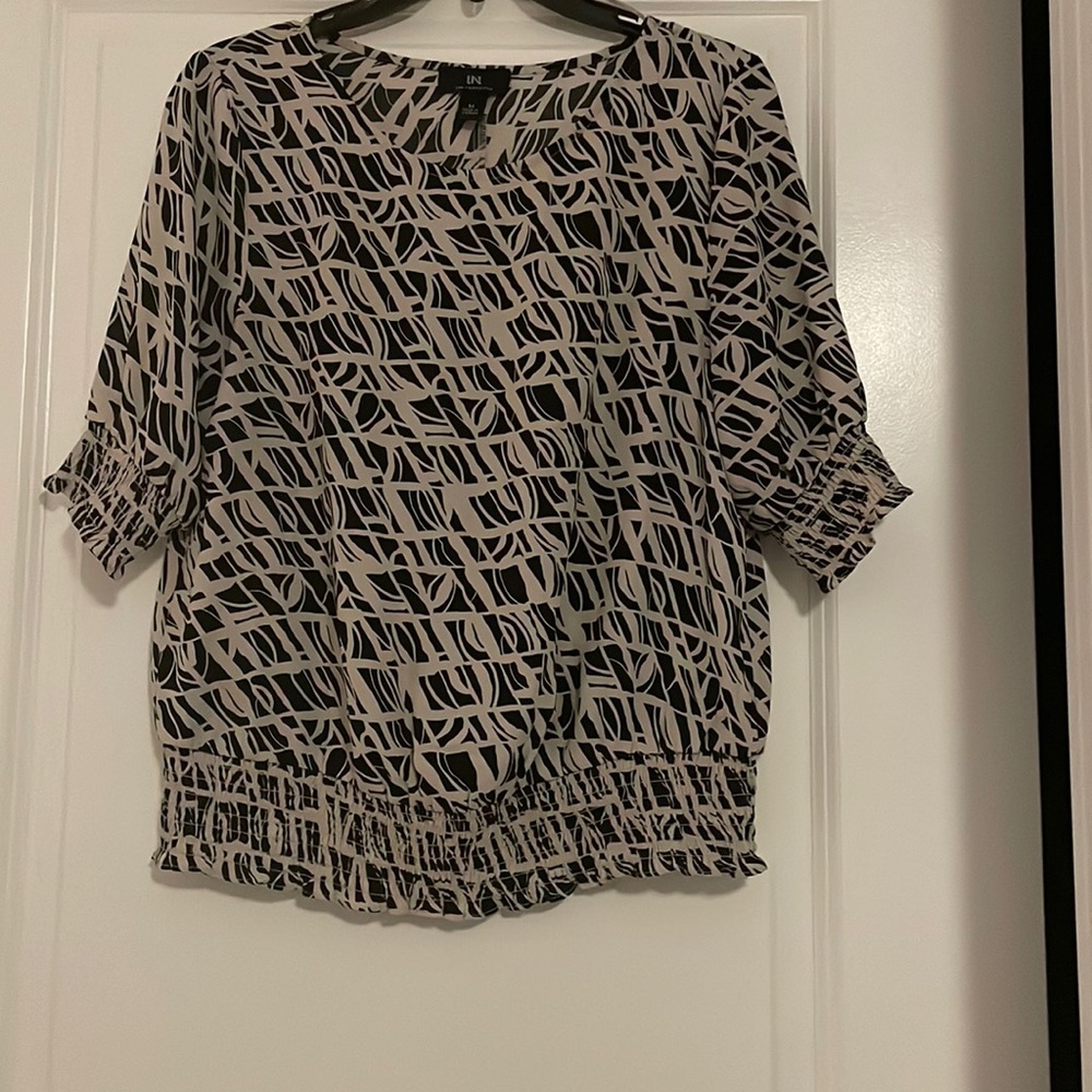Womens blouse (975)